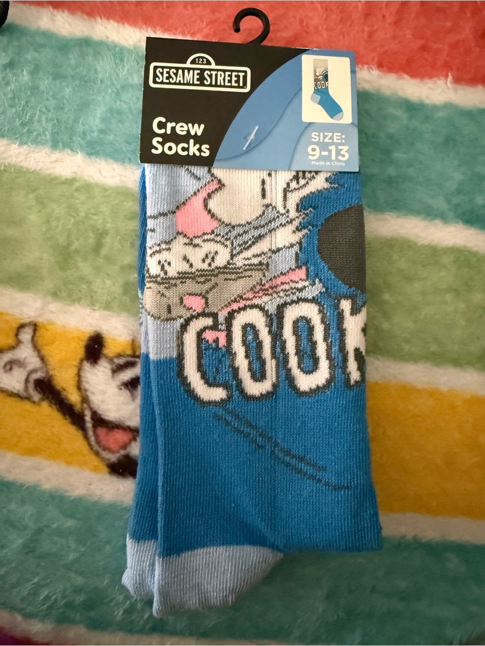 Sesame Street Men’s Blue Cookie Monster Crew Socks